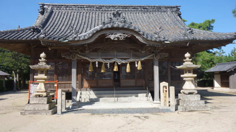弓削神社の拝殿