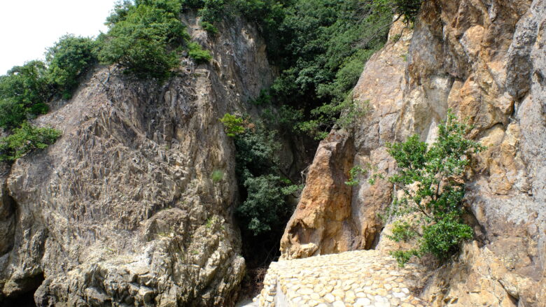 五色岩の光景