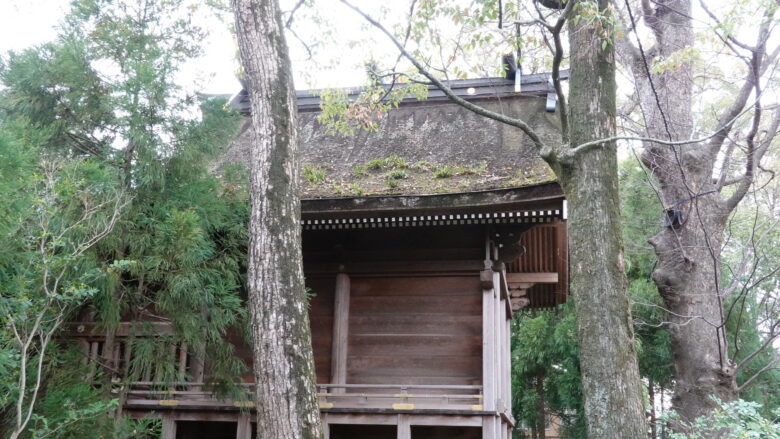 田村神社の奥殿