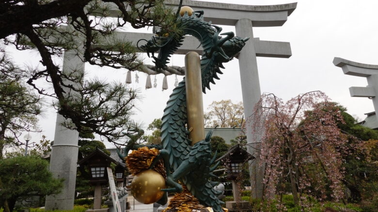 田村神社の龍神様
