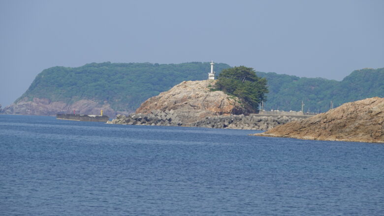 城原海岸から見えた灯台