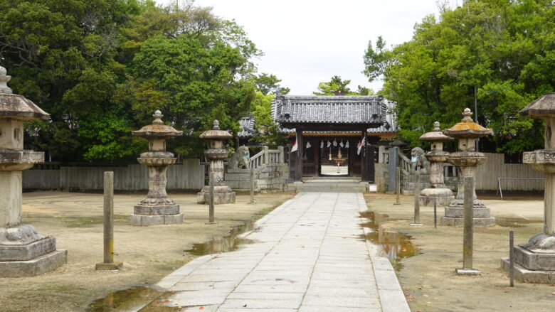白鳥神社の風景