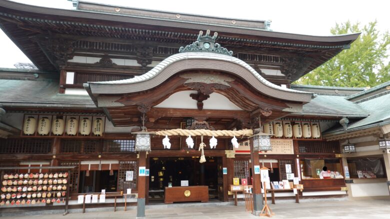 椿神社の拝殿