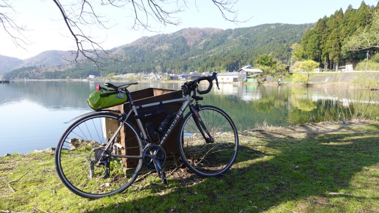 余呉湖と自転車