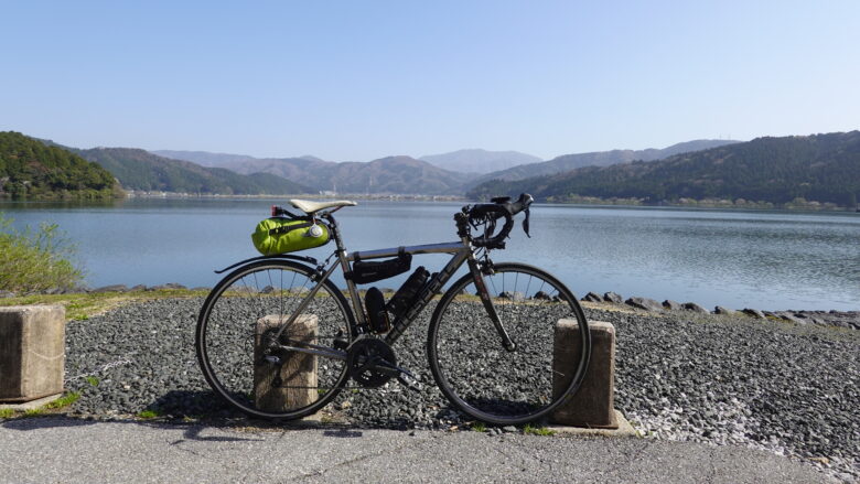 余呉湖と自転車