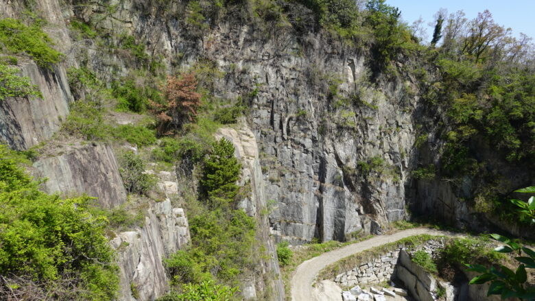 大島石の採石場