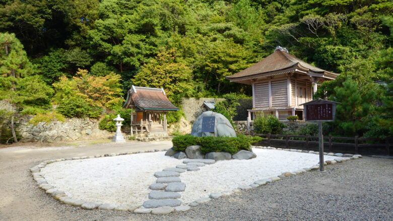 日御碕神社の境内