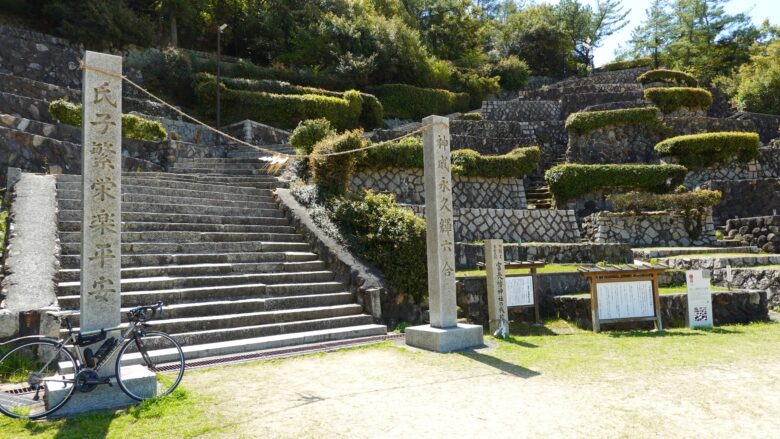 富丘八幡神社の桟敷