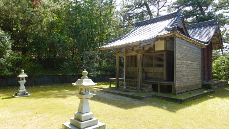 白瀧神社