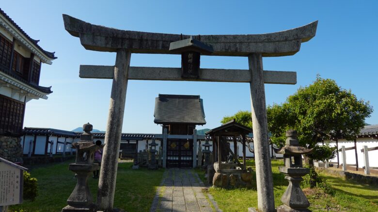 朝暉神社