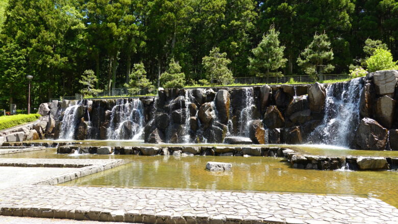 水分れ公園の滝