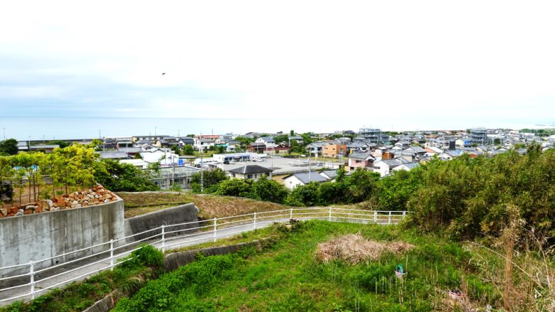 太平洋や安芸市街を望む