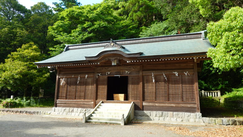 御田八幡宮（拝殿）