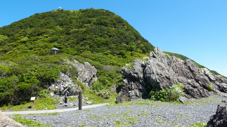 牛角岩と子授の岩