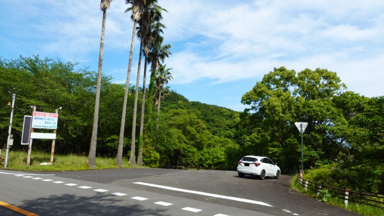 明丸海岸へ向かう入口