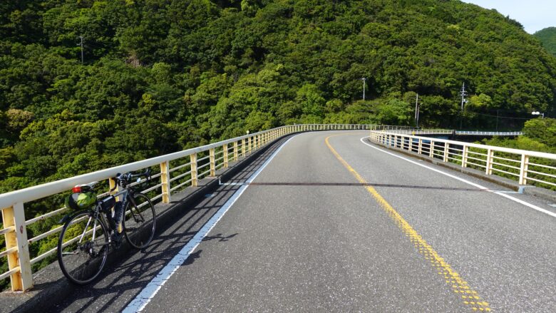 南阿波サンラインを自転車で走る