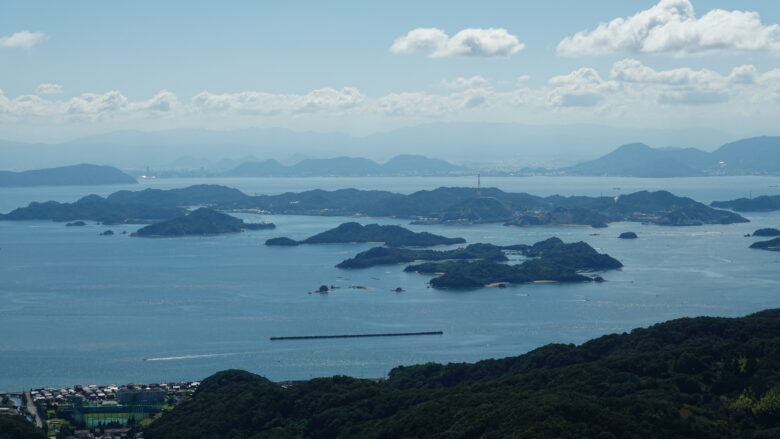 美しい瀬戸内海の島々