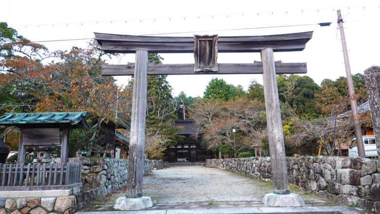 油日神社の鳥居