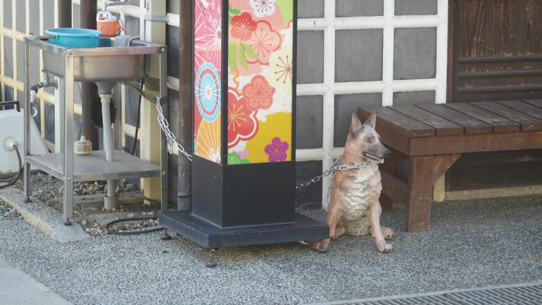 リアルな犬の作り物