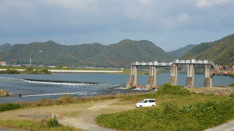高梁川合同堰(湛井堰)