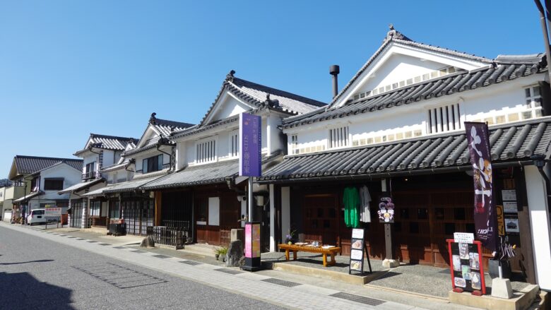 矢掛宿の町並み