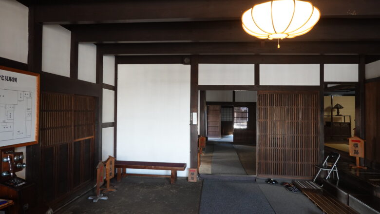 土間