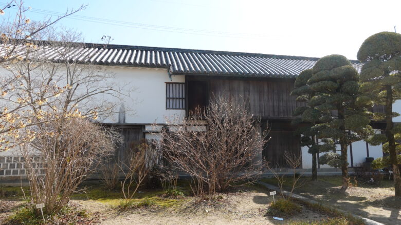 長屋門