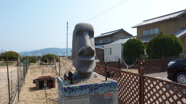 モアイ像