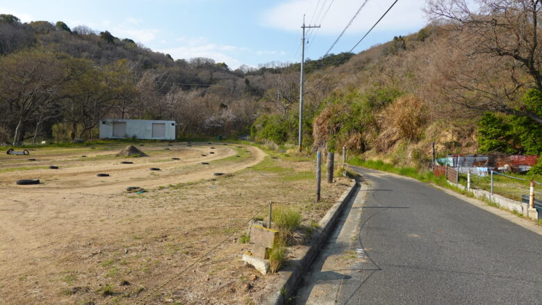 南海岸から山中へ