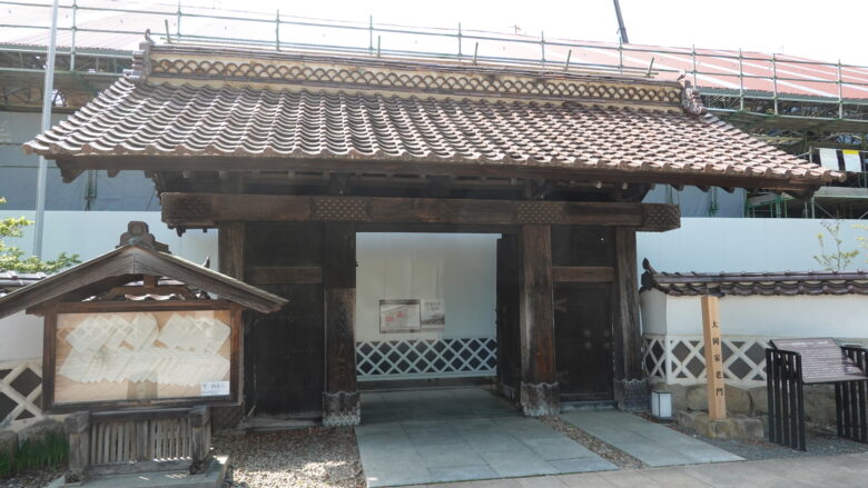 大岡家老門