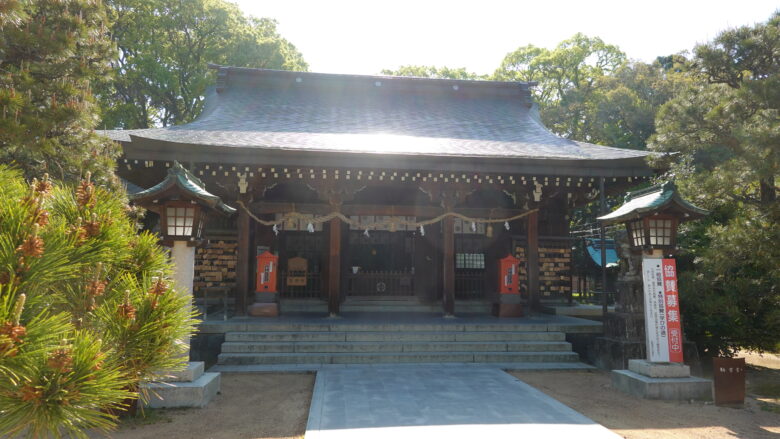 松陰神社（拝殿）
