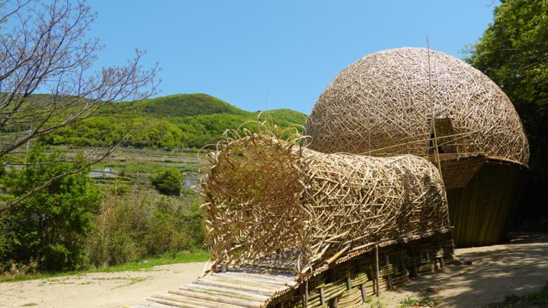 作品名「抱擁・小豆島」(瀬戸内国際芸術祭2025)