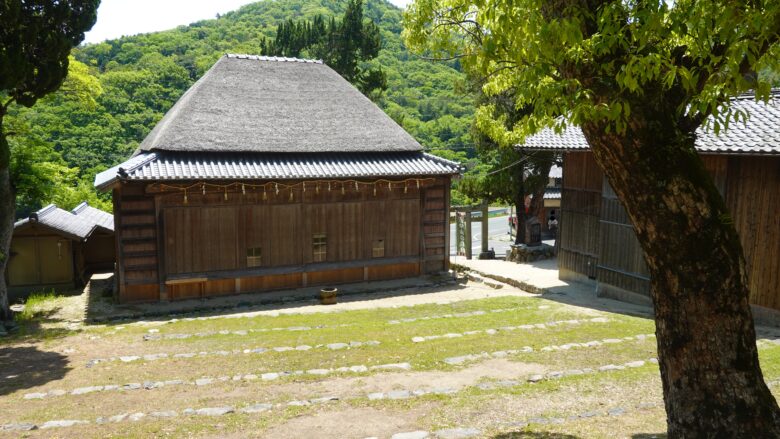 中山農村歌舞伎舞台