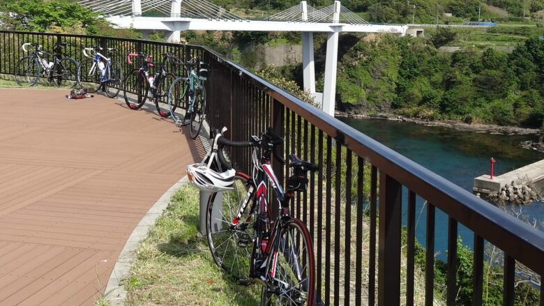 たくさんのロードバイク