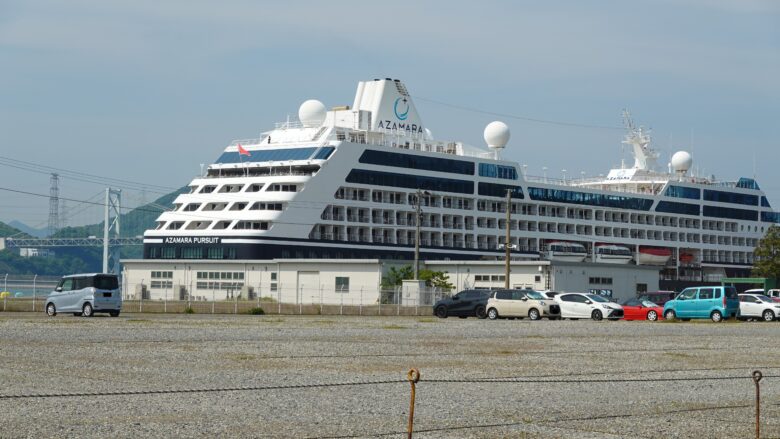 大きなクルーズ船にビックリ！