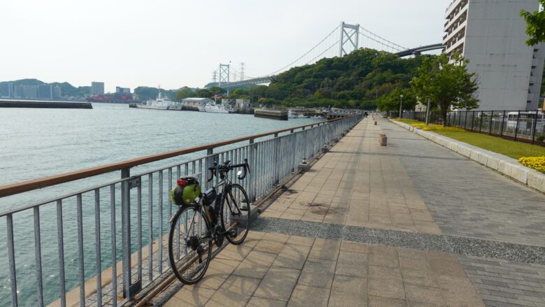 めかり街道の風景
