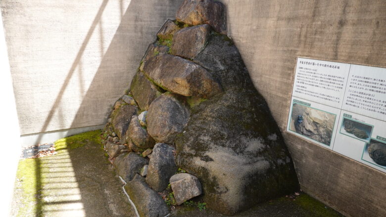 宇喜多秀家が築いた中の段の西辺石垣