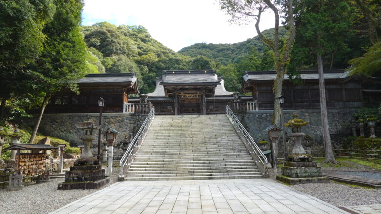 神門が見えてきた