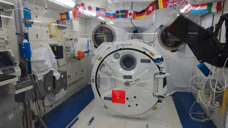 中もリアルに再現しているぞ