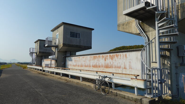 庄内川水門だ