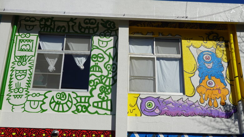 楽し気な雰囲気を感じる