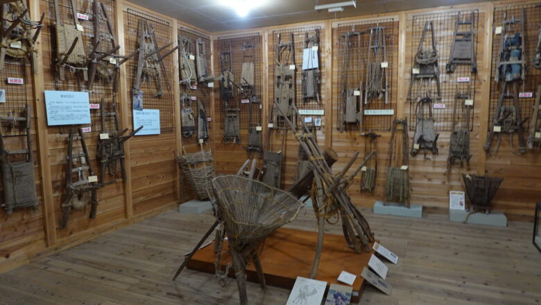 西日本の背負運搬具コレクション