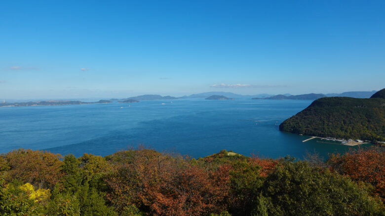思わず見とれてしまう瀬戸内海の多島美よ