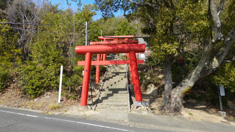 穴場稲荷の出入り口