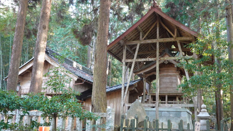 武蔵神社(本殿)