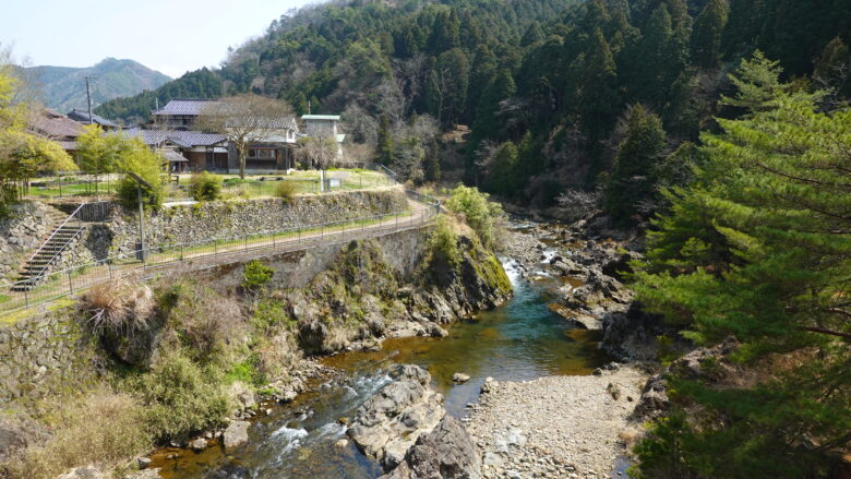 トロッコが走っていた情景が目に浮かぶ