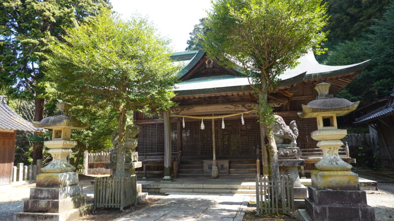姫宮神社(拝殿)