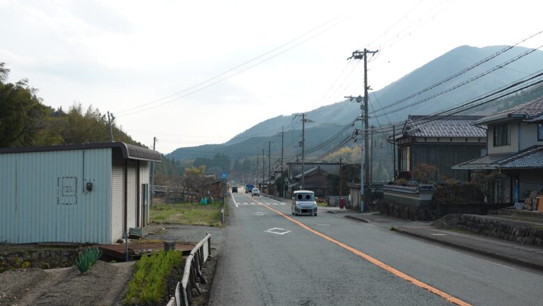 進行方法の空はドンヨリしているな（反対方法には青空が広がる）