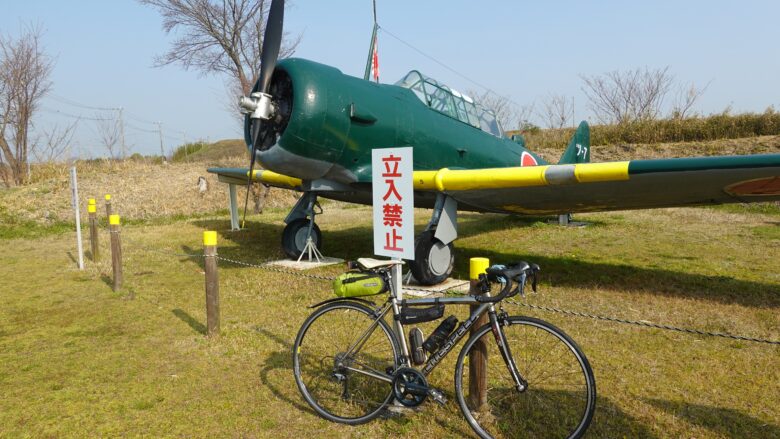 海上自衛隊の練習機「SNJ-5」