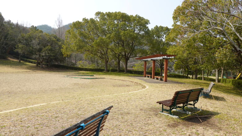 志方東公園